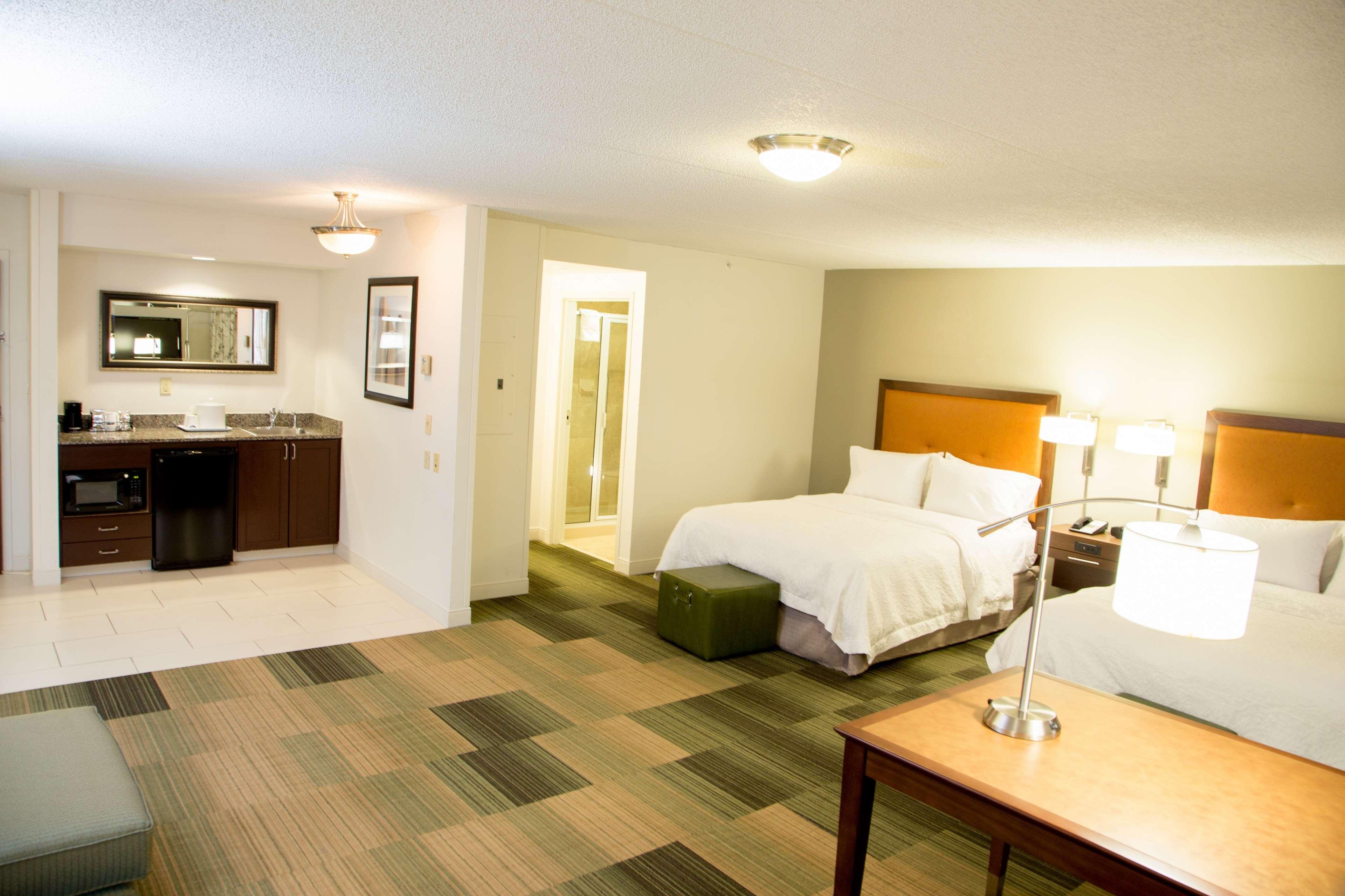 Hampton Inn & Suites Albany-Downtown Exteriör bild