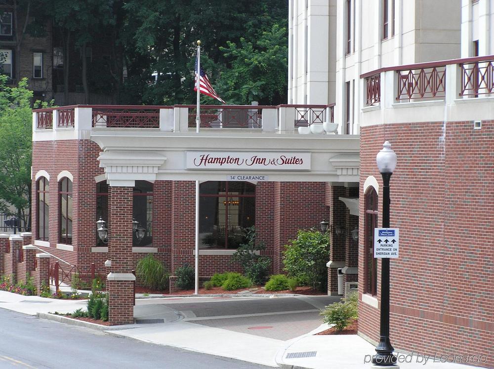 Hampton Inn & Suites Albany-Downtown Exteriör bild