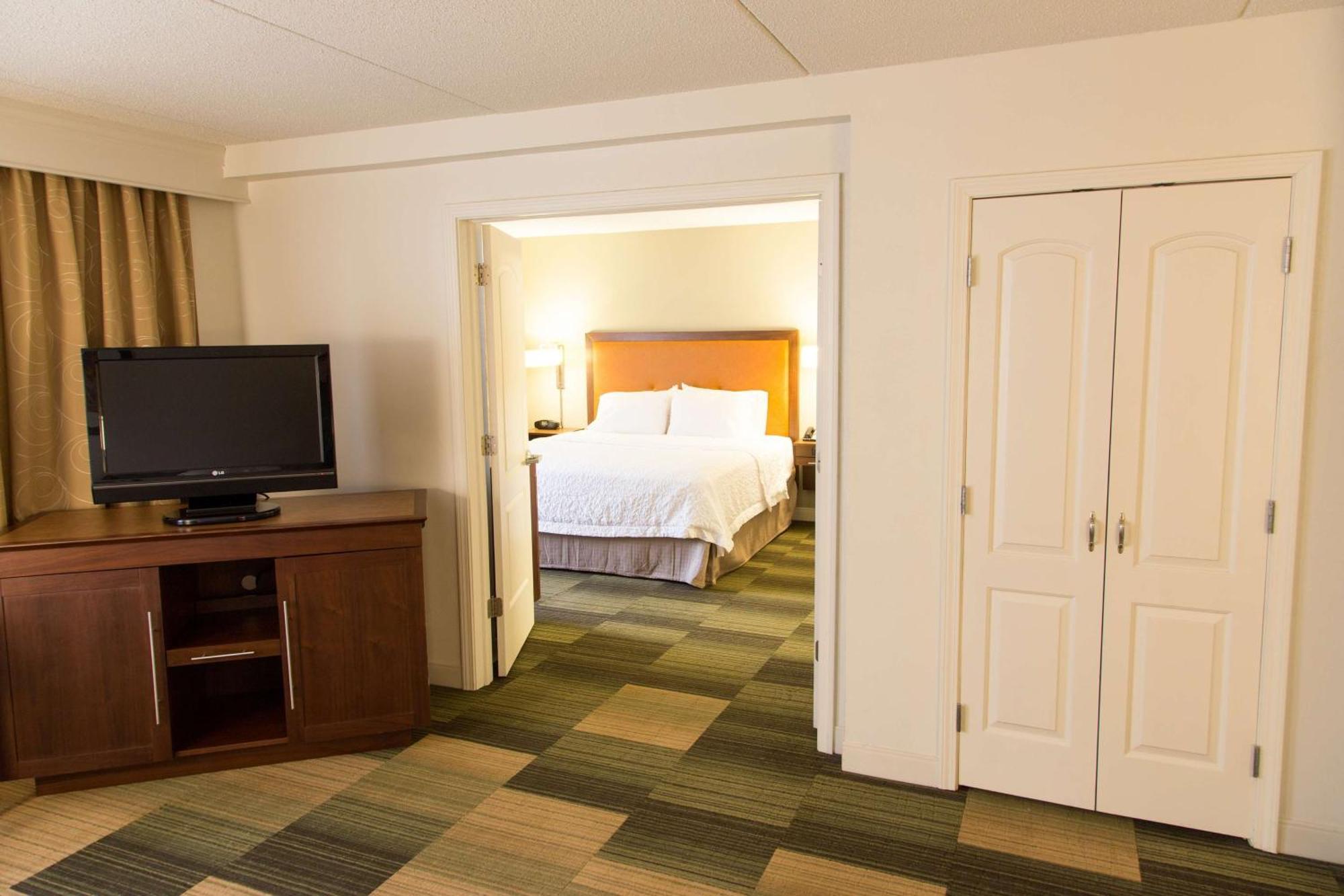 Hampton Inn & Suites Albany-Downtown Exteriör bild