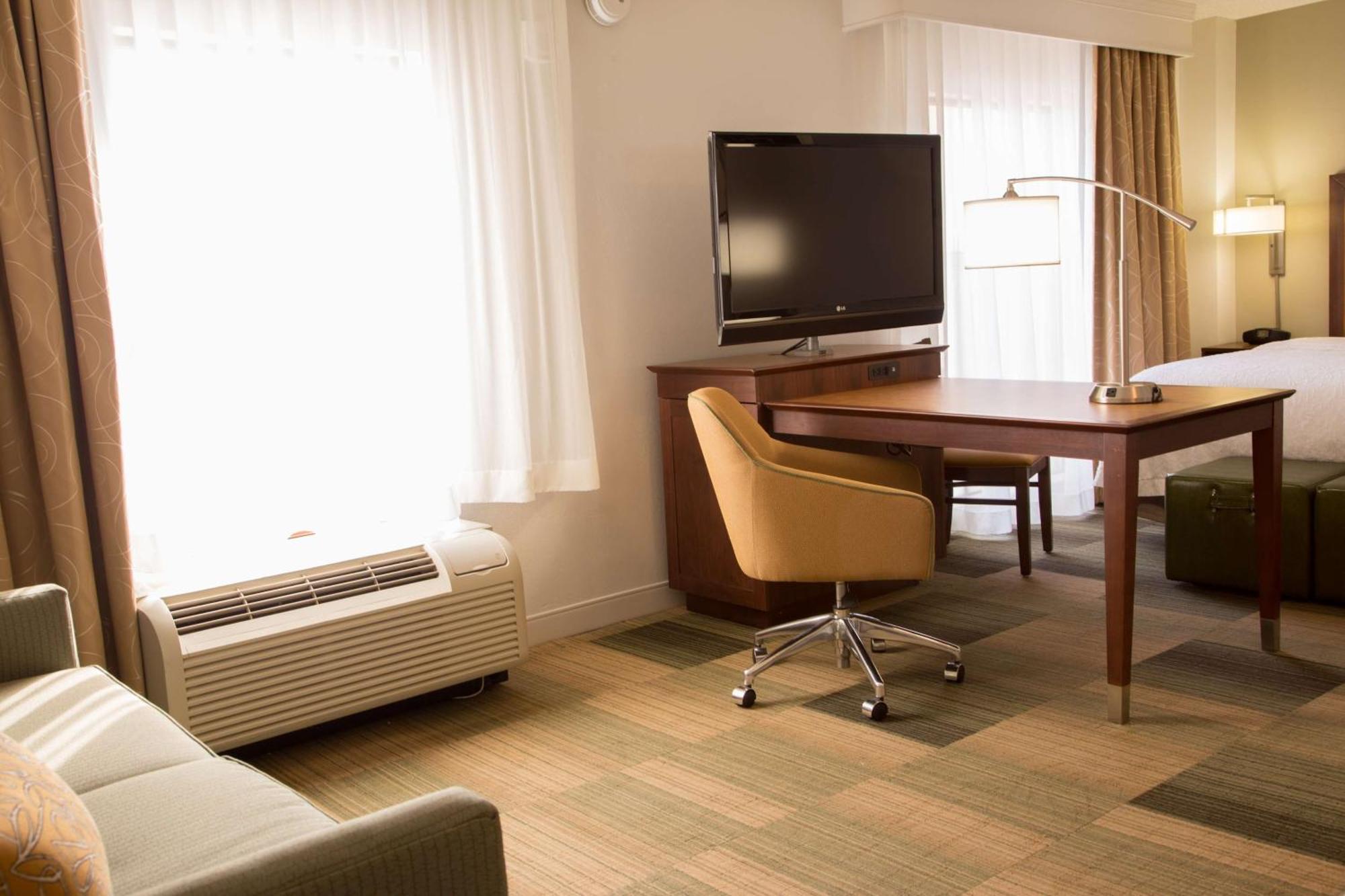 Hampton Inn & Suites Albany-Downtown Exteriör bild